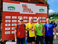 Reprezentacja Collegium Witelona na 4 miejscu w triathlonie górskim