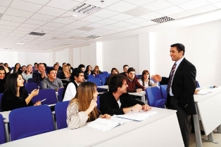 Umowa z Uniwersytetem Izmir w Turcji Umowa z Uniwersytetem Izmir w Turcji