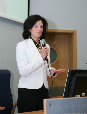 Kobiety w polityce i biznesie Kobiety w polityce i biznesie