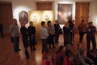 Słuchacze UTW w Muzeum Miedzi na spotkaniu ze sztuką Słuchacze UTW w Muzeum Miedzi na spotkaniu ze sztuką